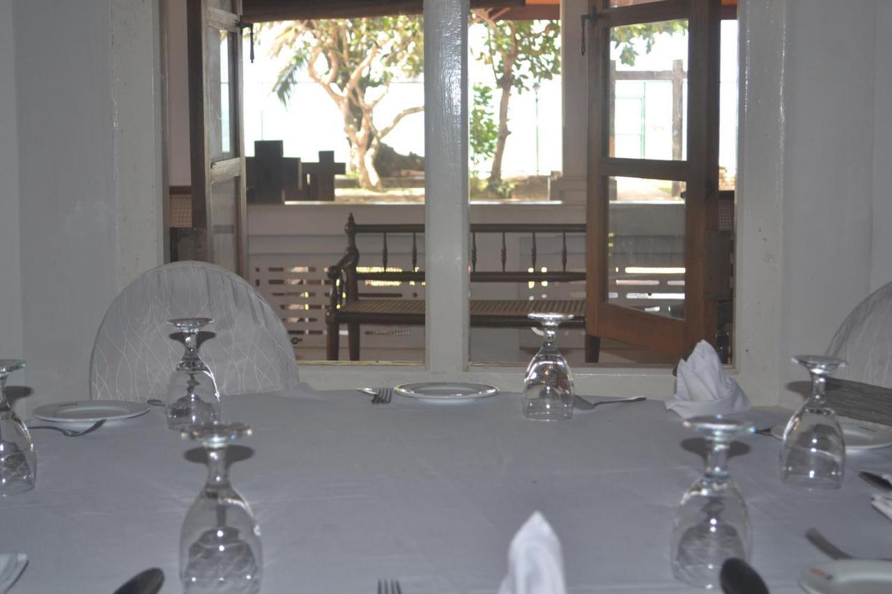 Rest House Matara Hotel Eksteriør billede