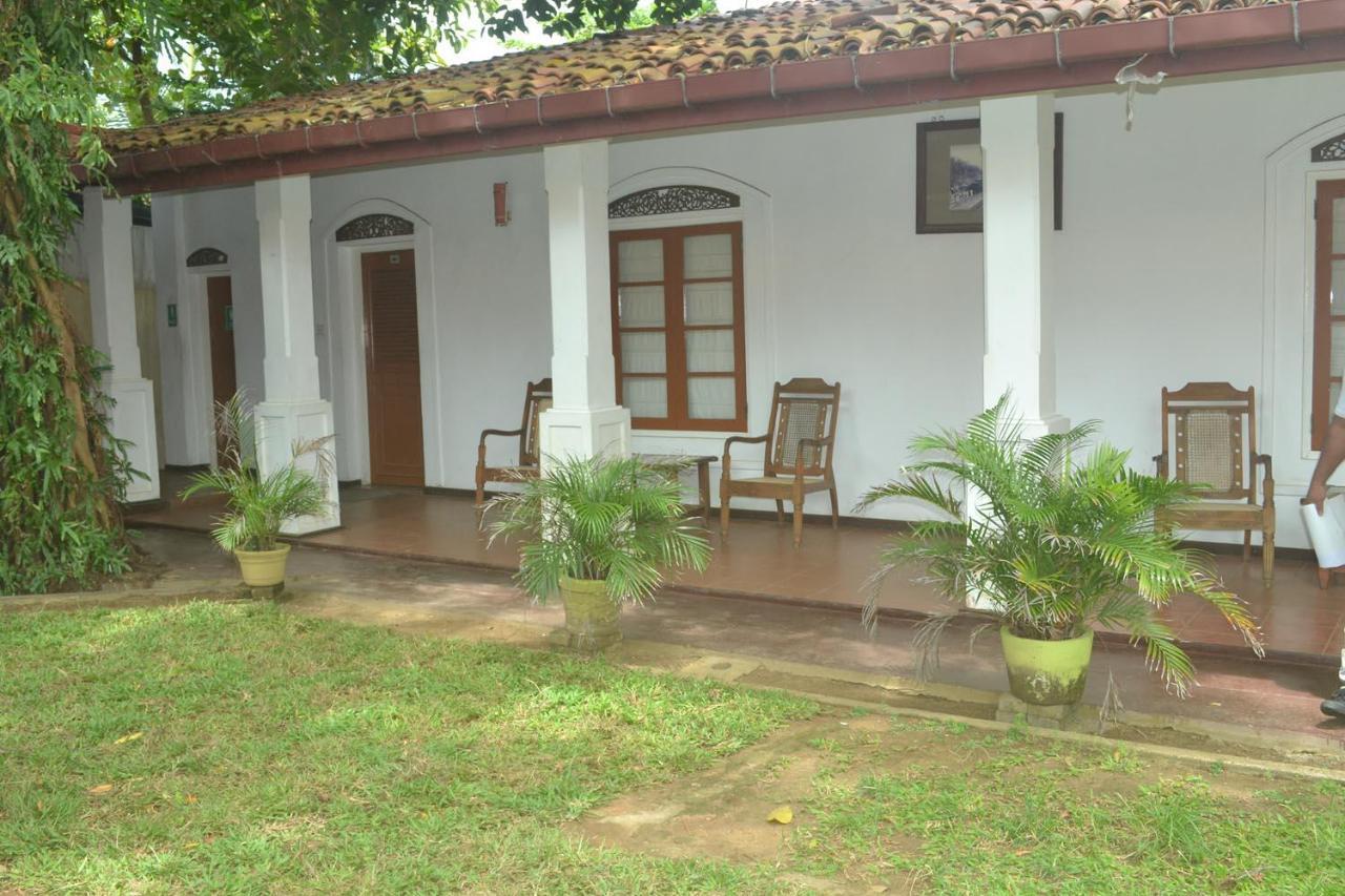 Rest House Matara Hotel Eksteriør billede